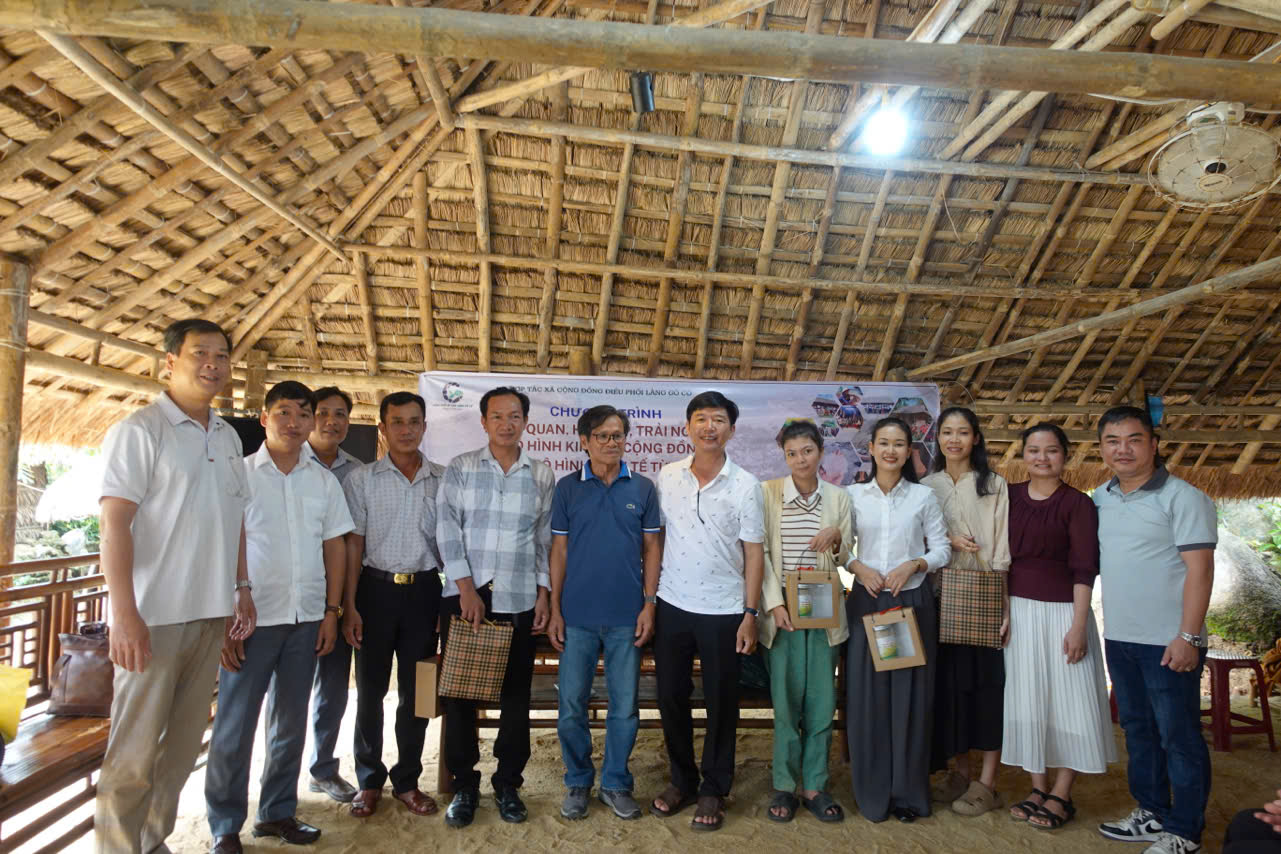 Giao lưu, giới thiệu sản phẩm địa phương